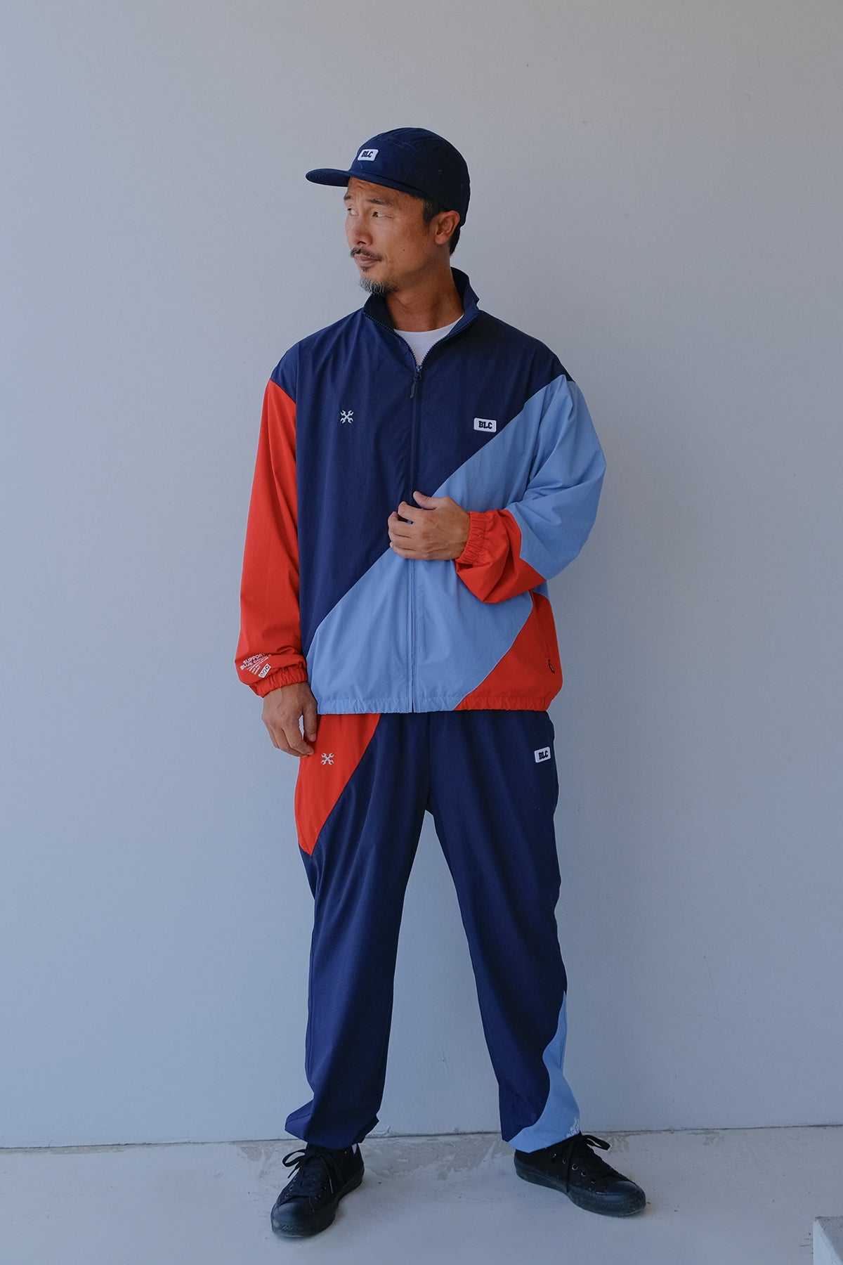 ストレッチトラックジャケット